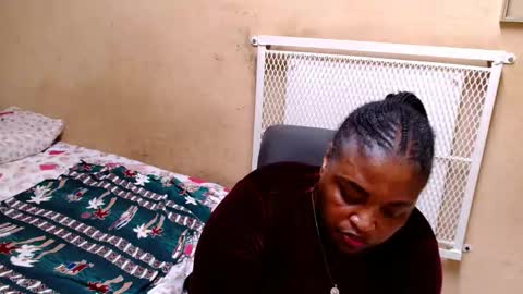 maturenesh online show from March 13, 8:06 am