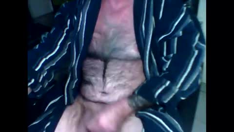 Snapshot of mauni1964 chatting on December 23, 3:29 am mauni1964 online show from December 23, 3:29 am