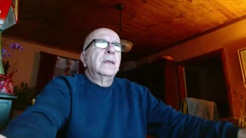 Maurice online show from January 27, 10:27 am