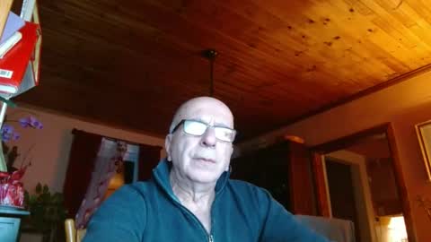 Maurice online show from February 1, 11:21 am