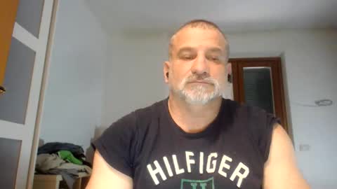 mauro1971 online show from April 2, 2:46 pm