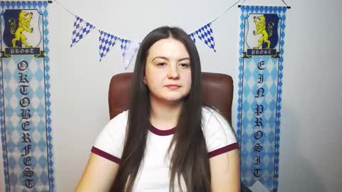 Snapshot of mavkacute chatting on September 28, 6:39 pm MavkaCute online show from September 28, 6:39 pm
