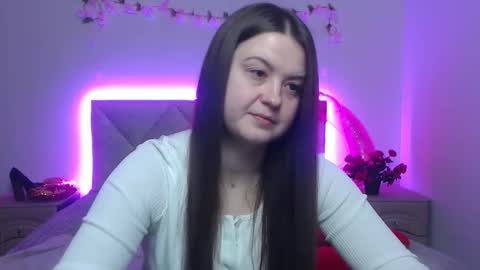 MavkaCute online show from March 25, 8:04 pm