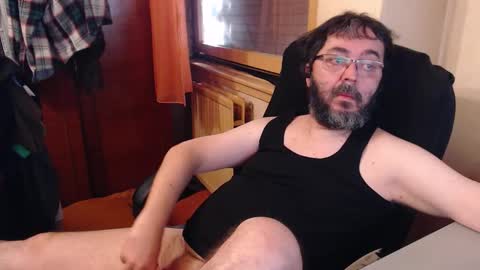 Max online show from November 4, 7:21 am