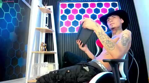 Max online show from March 13, 4:16 am