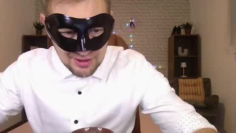 Max  Aliya online show from September 16, 7:11 am