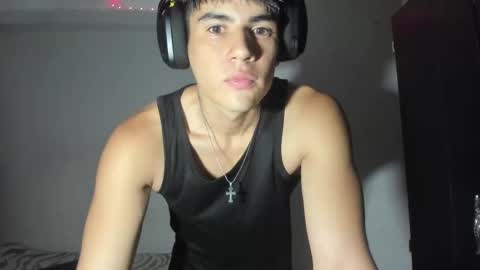 Max online show from September 13, 11:51 pm