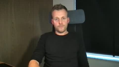 Max take off clothes online show from February 13, 1:14 pm