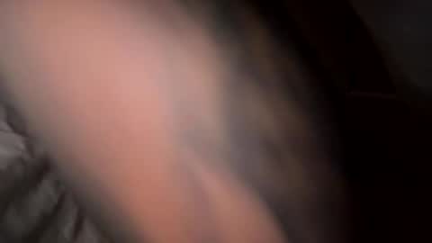 maxbee1323 online show from April 17, 8:06 am