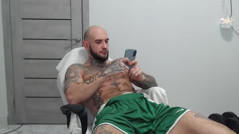 Maximus Fox online show from March 12, 9:57 am