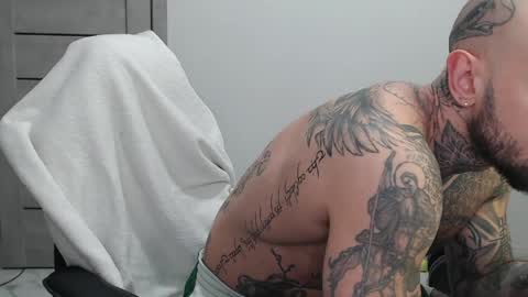 Maximus Fox online show from April 26, 6:00 am