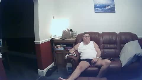 MAX online show from March 7, 10:21 pm