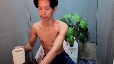 Reyn online show from September 23, 9:32 pm