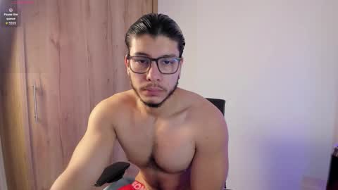 Mikael online show from November 19, 11:53 am