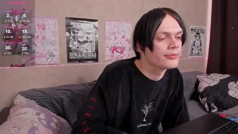 Max online show from March 8, 10:30 am