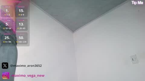 Maximo Aron Vega online show from September 15, 8:32 pm