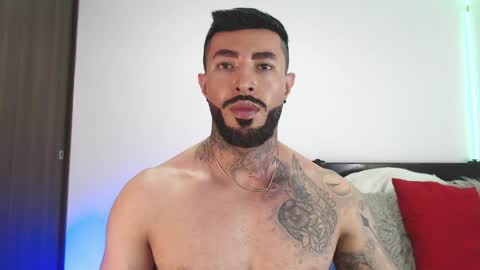 Independent Model online show from April 12, 5:44 am