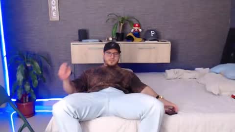 maximus online show from July 23, 6:49 pm