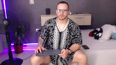 maximus online show from June 24, 6:26 pm