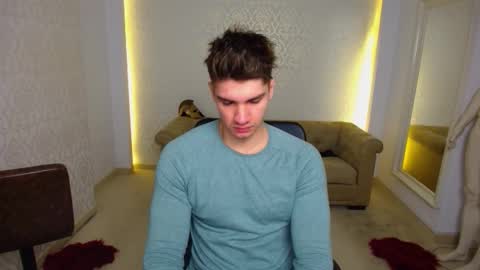 MaxKaiden online show from January 18, 6:22 am