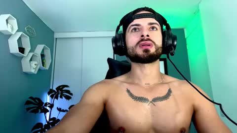 Maxi online show from November 7, 1:30 am