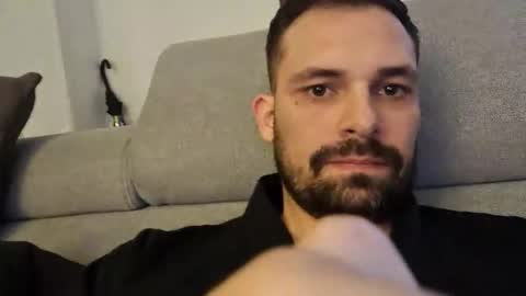 Max online show from November 25, 7:51 am