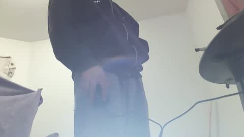 maxxou69hot online show from March 22, 5:00 am