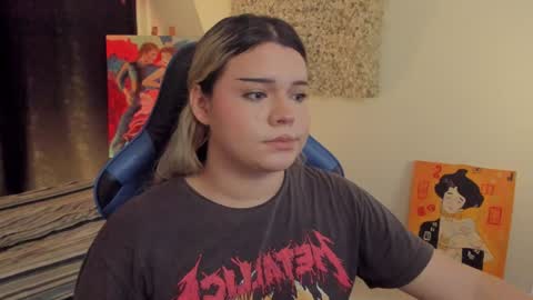 Maxine Minx online show from December 13, 5:38 am