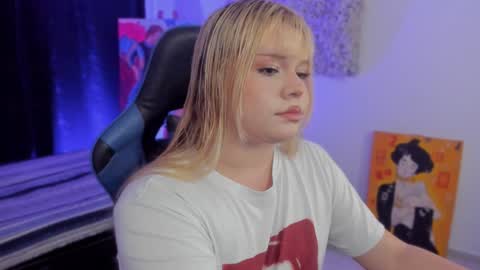 Maxine Minx online show from December 31, 10:56 pm