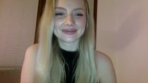 mayaflirt online show from March 31, 7:25 pm