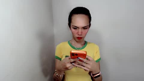 Snapshot of mayamint chatting on October 22, 7:11 am mayamint online show from October 22, 7:11 am