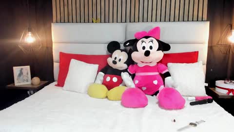 Nicolle Ruselle   Hello my lovely  schedule for great fun from  630 am and end 800 pm Colombian time I wait for you online show from March 11, 7:03 pm