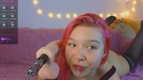 Maya  online show from December 3, 9:37 pm