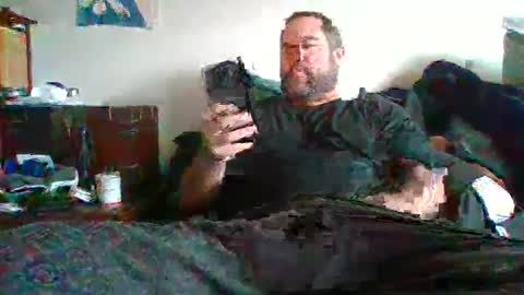 Dad bod 43 online show from January 29, 5:45 pm