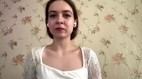 Lily  online show from June 3, 9:56 am