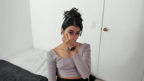 mazikeen_18 online show from November 27, 1:08 pm