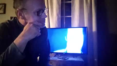 Snapshot of mcfly1973 chatting on October 17, 5:22 am mcfly1973 online show from October 17, 5:22 am