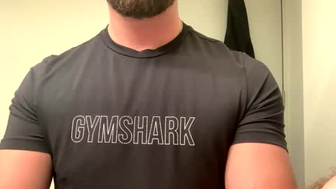 mcr8080 online show from January 12, 6:39 am