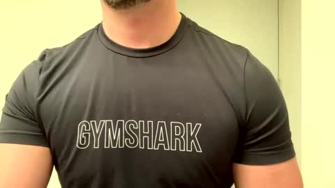 mcr8080 online show from February 13, 7:24 am