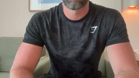 mcr8080 online show from October 18, 12:42 pm