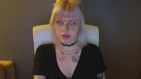 Roze online show from May 10, 12:28 am