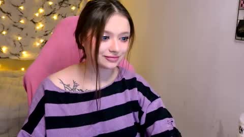 Snapshot of me_hanna chatting on February 12, 11:41 pm Hanna online show from February 12, 11:41 pm