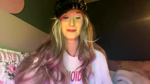 meadowmoon3 online show from January 19, 3:16 am