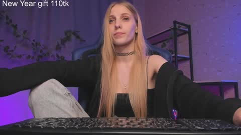 Anna online show from December 27, 5:26 pm