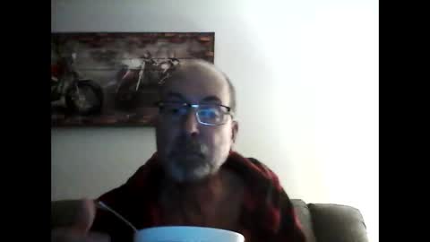 me at home online show from February 19, 11:38 am