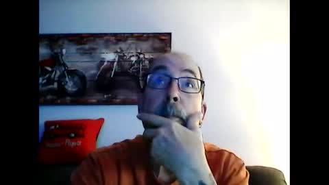 me at home online show from April 3, 12:23 pm