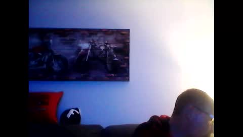 me at home online show from January 7, 11:04 am