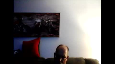 me at home online show from November 16, 4:25 am