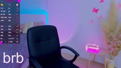 Dina online show from March 4, 10:07 pm