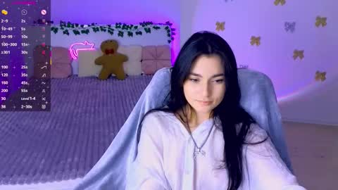 Dina online show from February 3, 10:36 pm